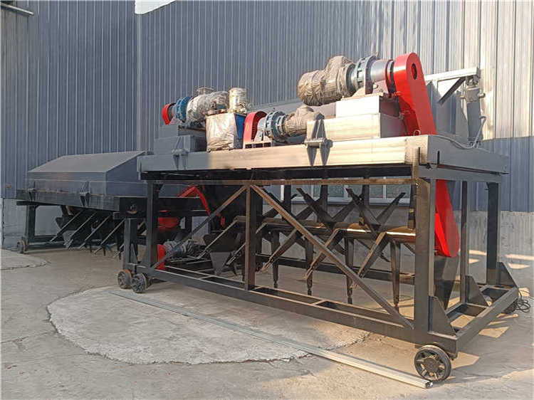 ���ڷ��ո�����ķ��ͷ��һ�Һѹ��ʽ���׻�