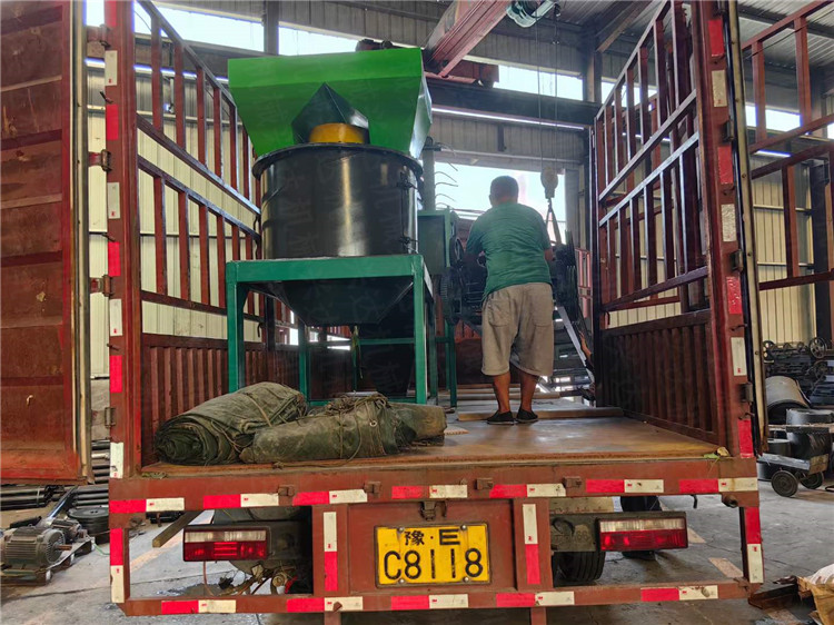 �ͻ�1����ʽ�������1��ɸ�ֻ���Ƥ���������ֳ�