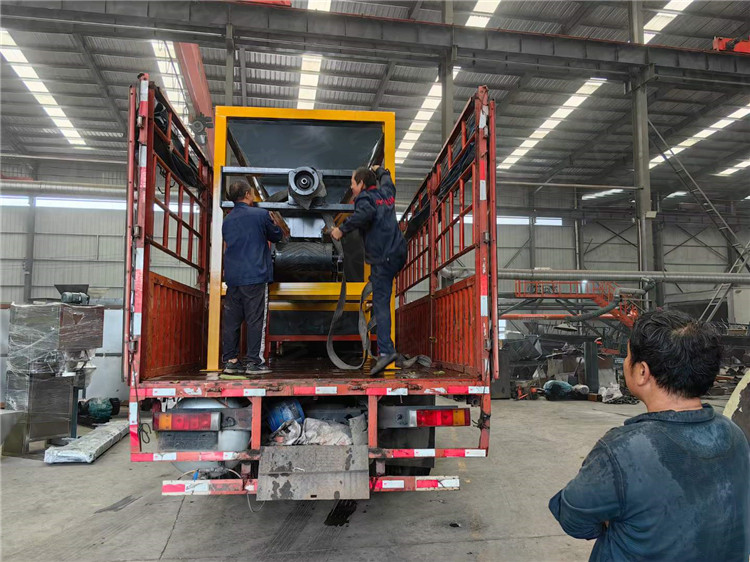 �������ؿͻ����1��ַۼ��л��������ߵ�һ���ڶ�������