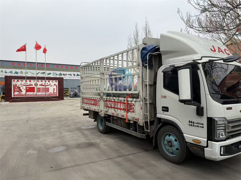 ��ó������һ��׼���������ڸۿڵ��л��ʽ���������׼��������